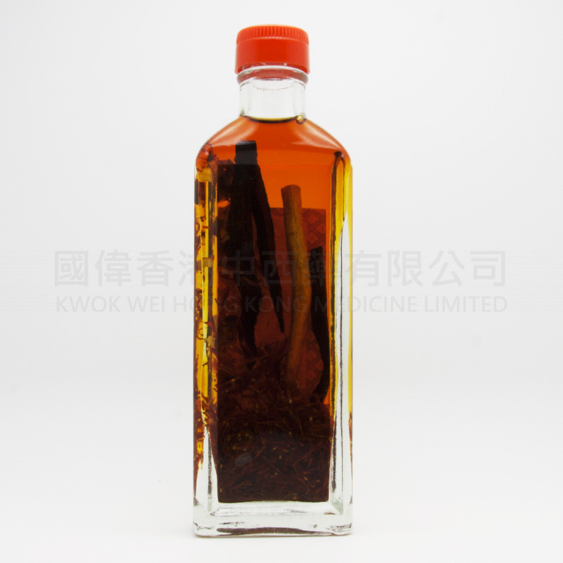 蜈蚣王 千裏追風油 (45ml) 蜈蚣王 千裏追風油 (45ml)